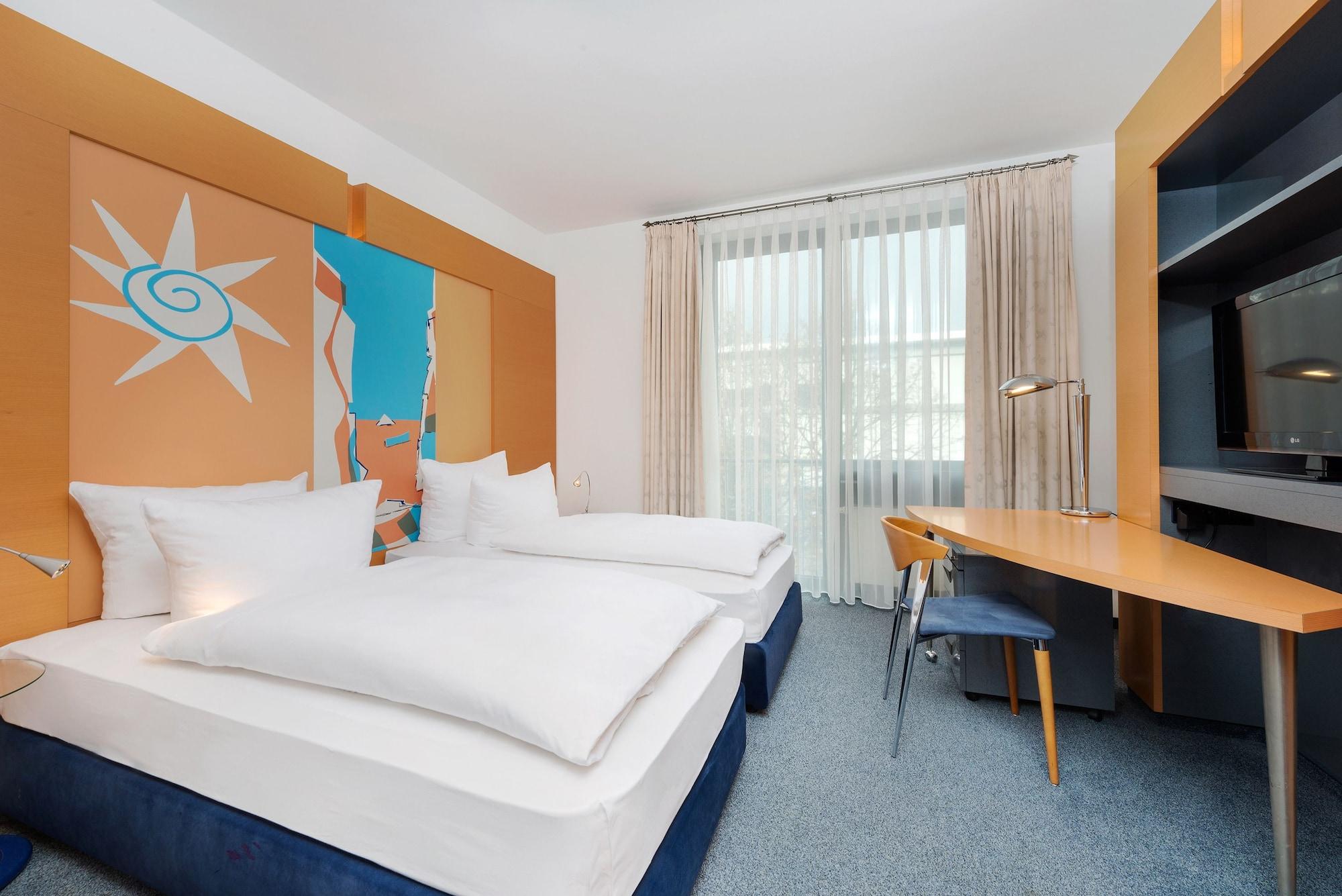 Four Ratingen Dusseldorf Airport Hotel Exterior photo