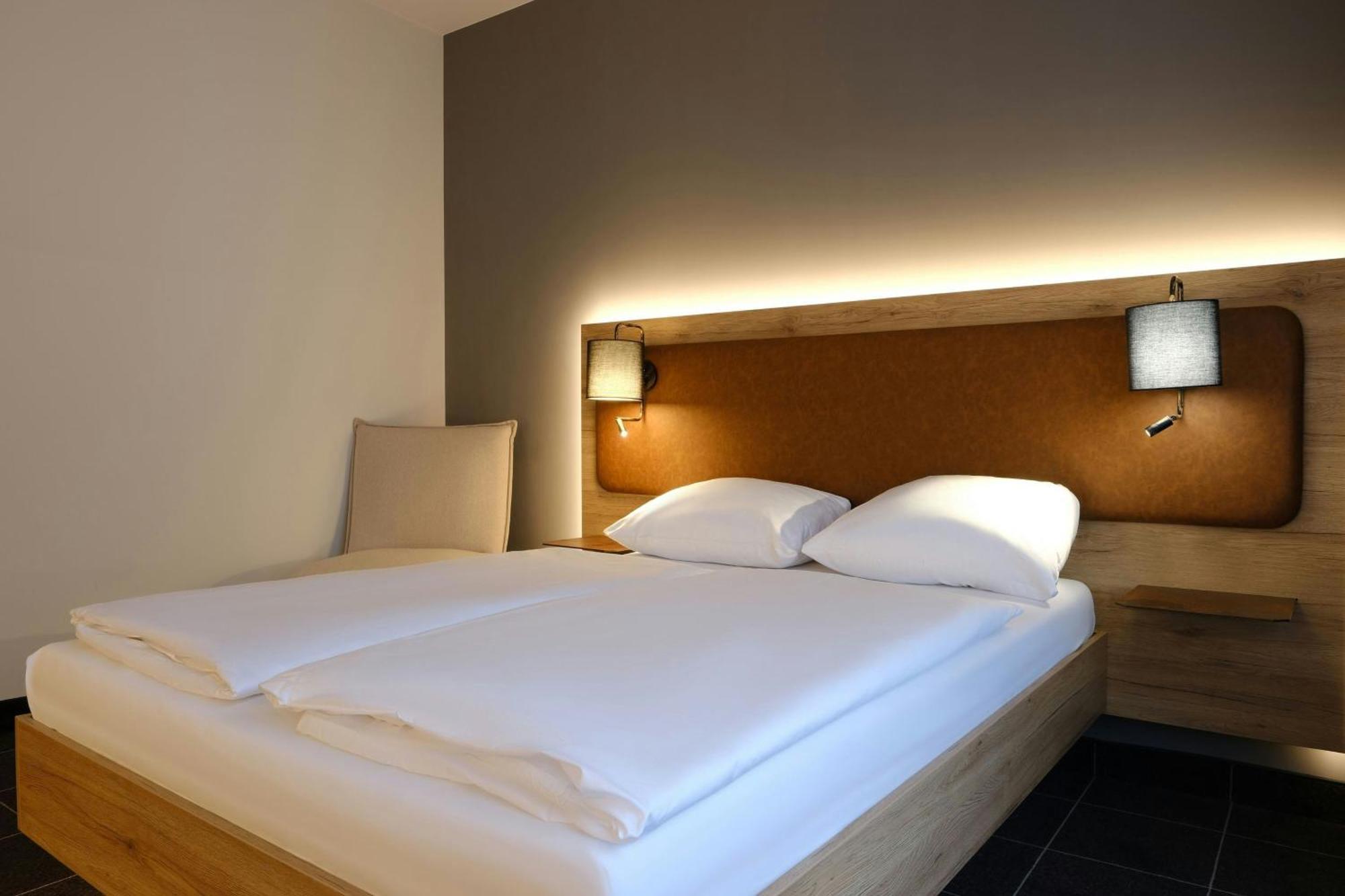 Four Ratingen Dusseldorf Airport Hotel Exterior photo