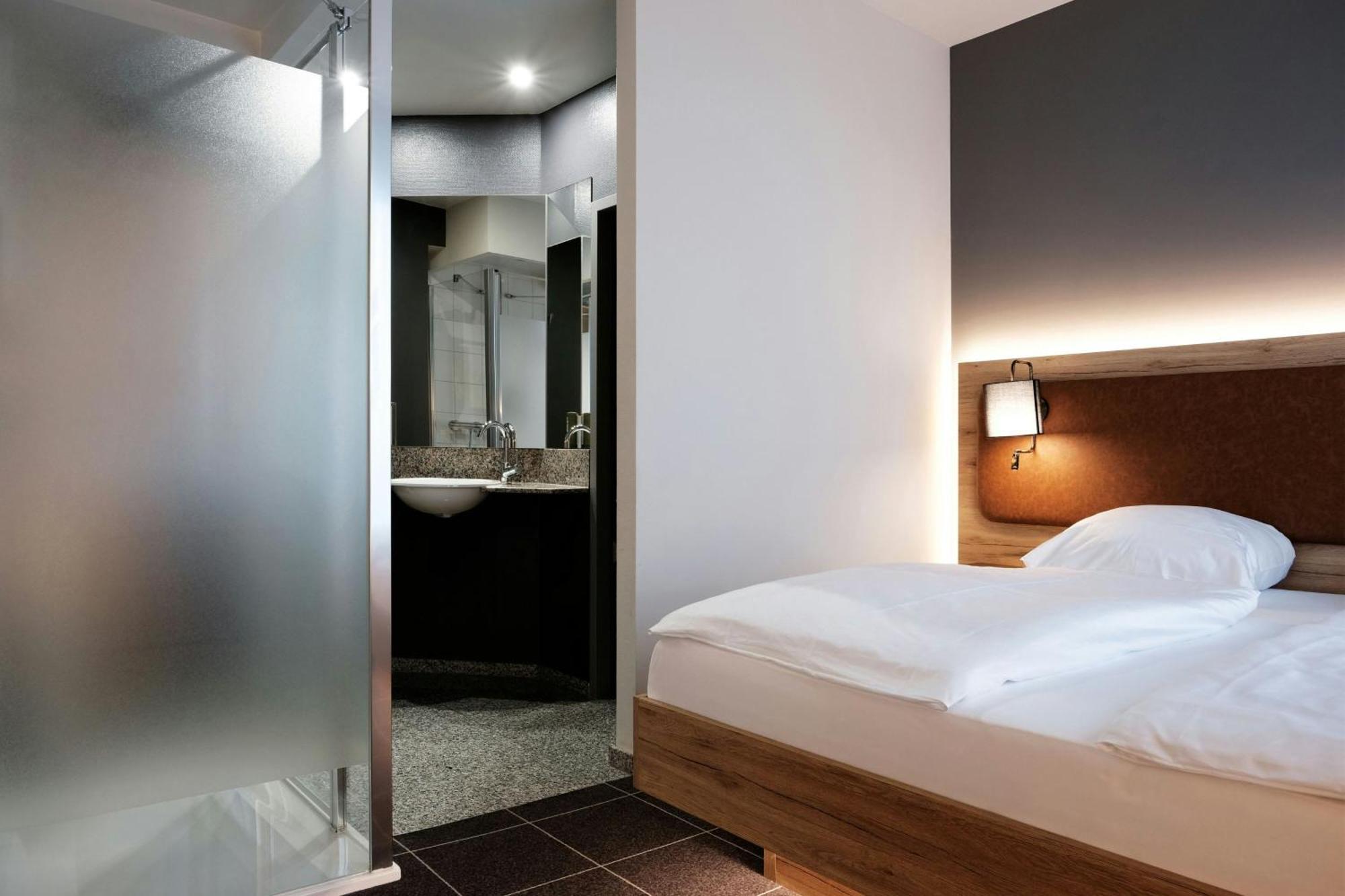 Four Ratingen Dusseldorf Airport Hotel Exterior photo